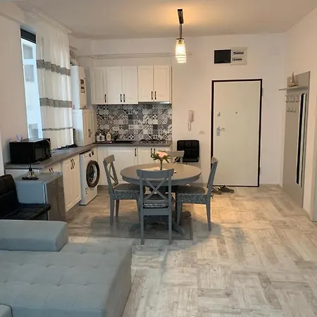 Iris Apartament *